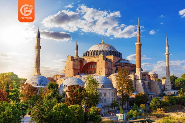 Hagia Sophia: An Architectural Gem Telling the History of Istanbul